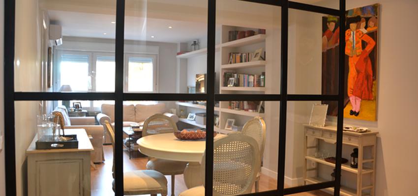 Salon Estilo contemporaneo Color marron, gris, negro  diseñado por Mirmen Arquitectura - Interiorismo - Reformas | Arquitecto 