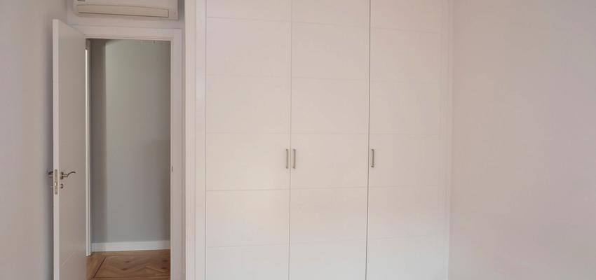 Dormitorio Estilo contemporaneo Color marron, blanco, gris  diseñado por Mirmen Arquitectura - Interiorismo - Reformas | Arquitecto | Copyright Propietario