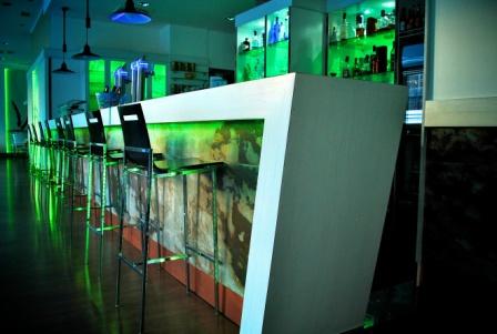 Restaurante, Cafeteria, Bar style moderno color verde, azul cielo, blanco  diseñado por Dei Ninxol.  s.l. | Marca colaboradora 