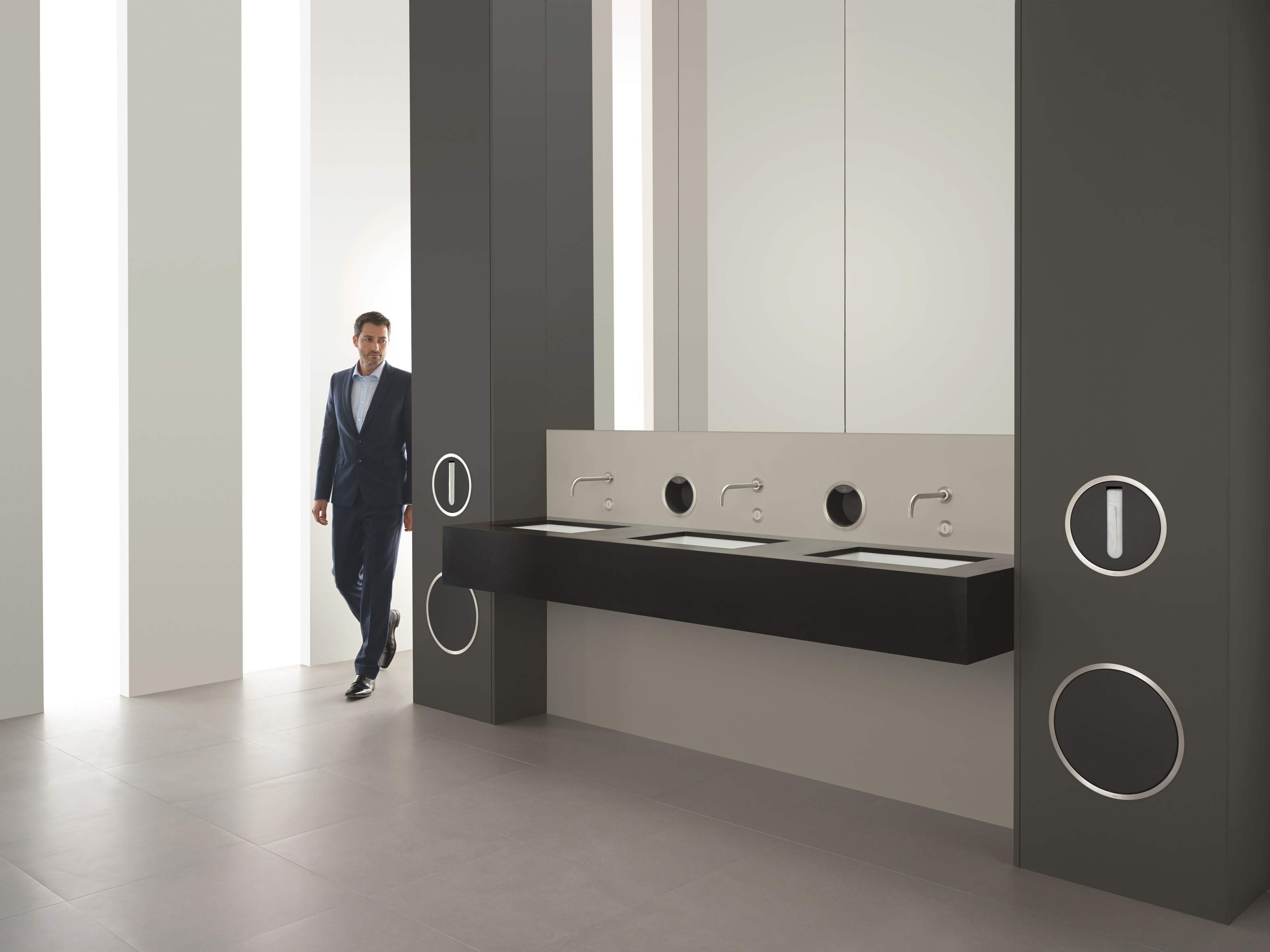 Baño style contemporaneo color blanco, gris, negro  diseñado por Vola | Marca colaboradora 